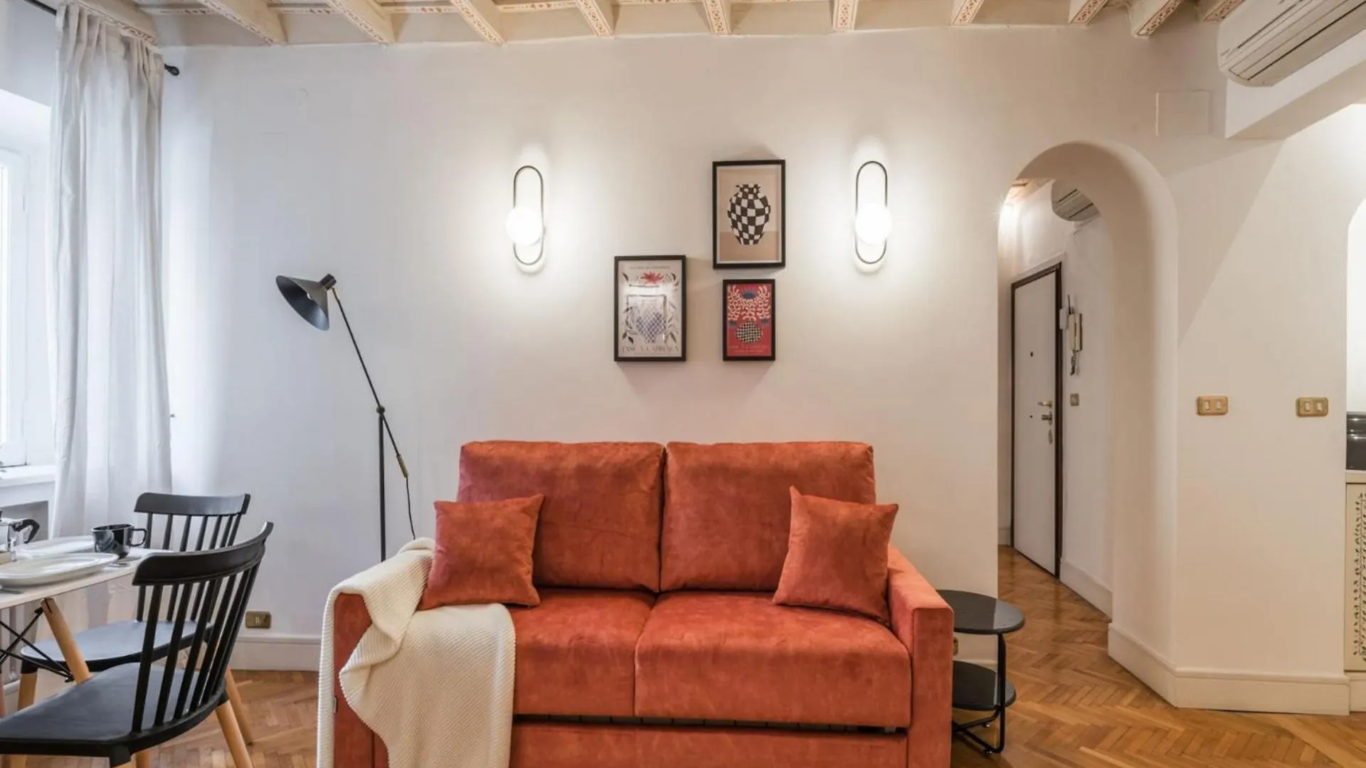 The Best Rent - Spacious Two-Bedroom Apartment In Old Town Rom
