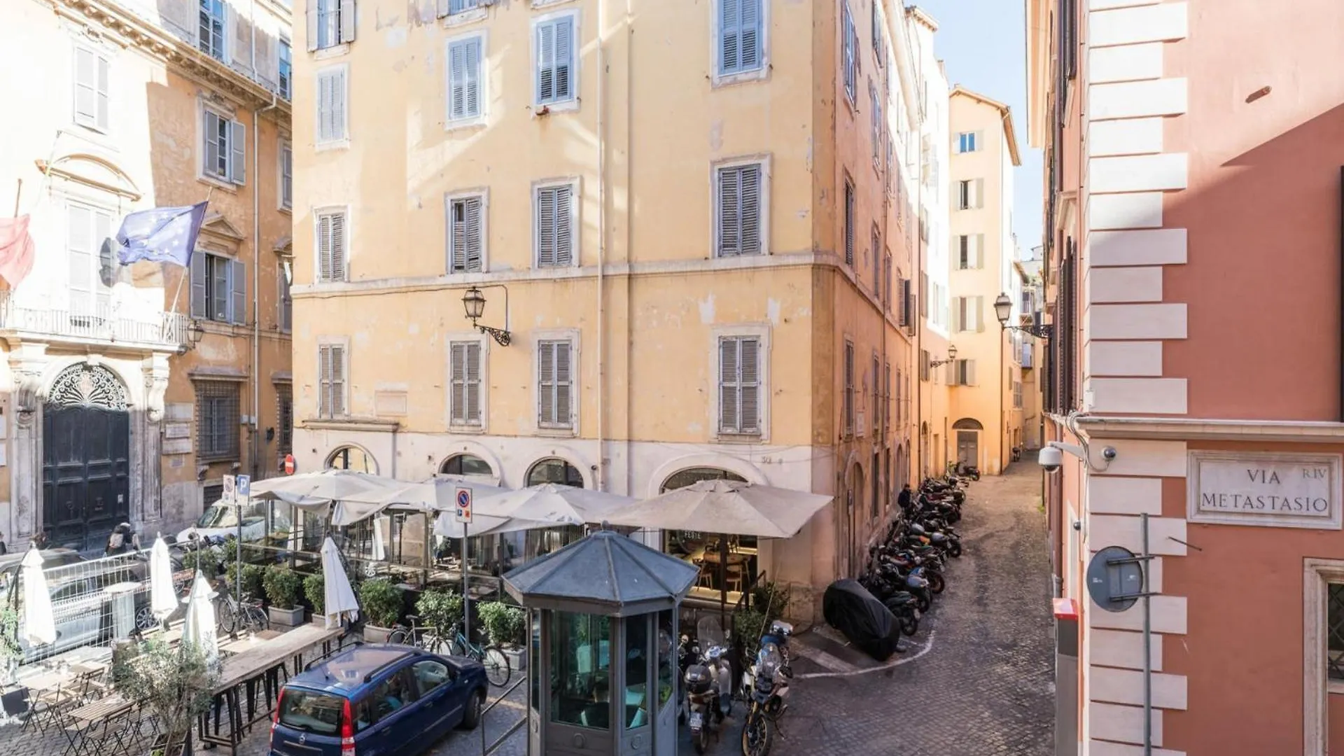 The Best Rent - Spacious Two-Bedroom Apartment In Old Town Rom