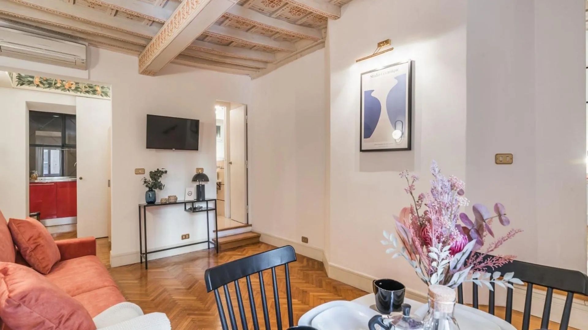 The Best Rent - Spacious Two-Bedroom Apartment In Old Town Rome